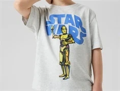 Dreng klædt i lys grå meleret t-shirt med star wars print foran fra Name It 13243313 light grey melange
